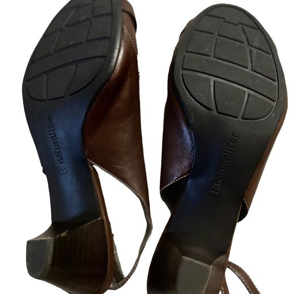 Naturalizer Sling Backs. Size 9.5. Barely Worn. - Picture 3 of 3